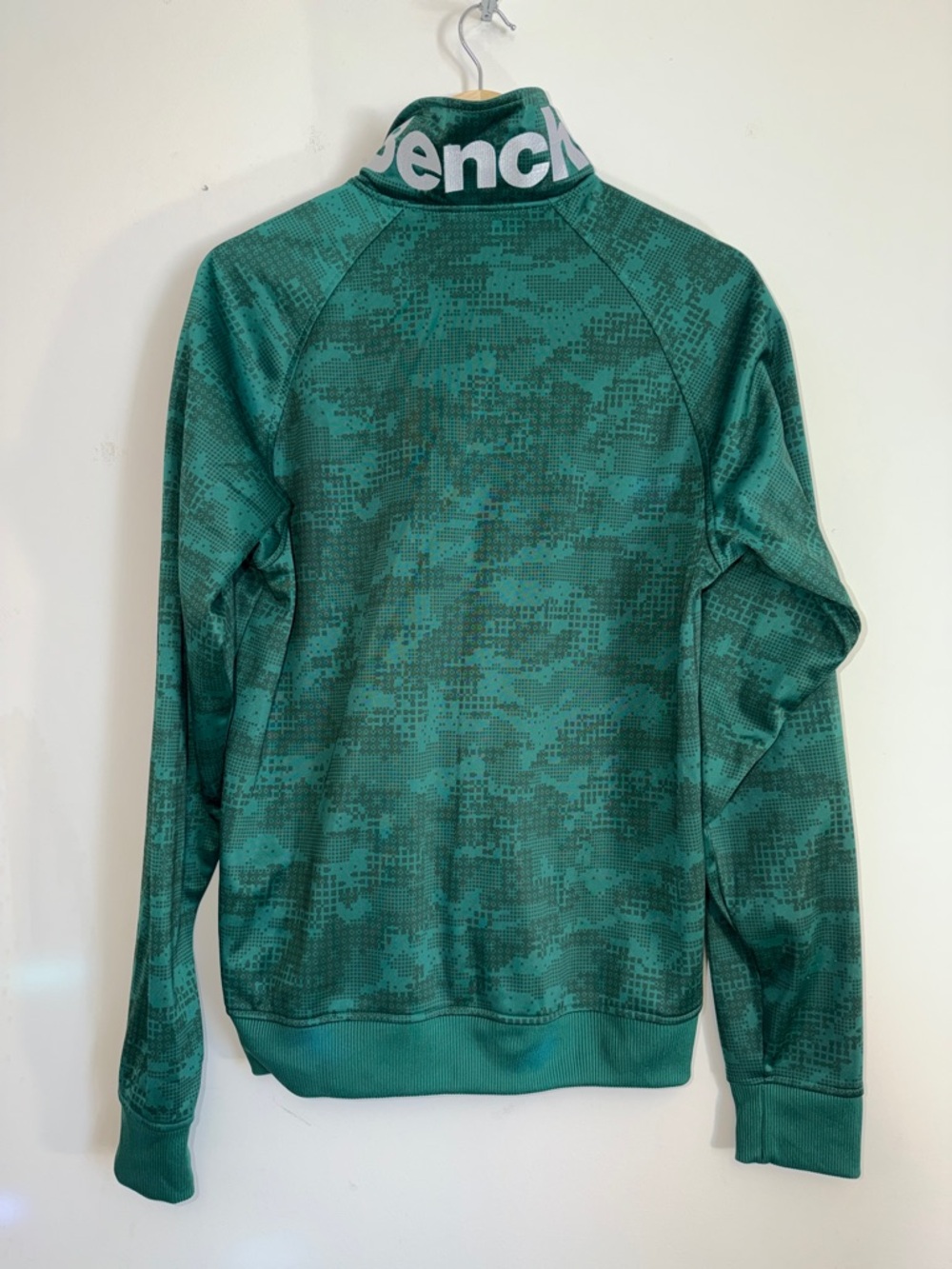 Bench Green Pixel-Print Full-Zip Sweater Beautiful Condition 🌎 - Picture 2 of 4